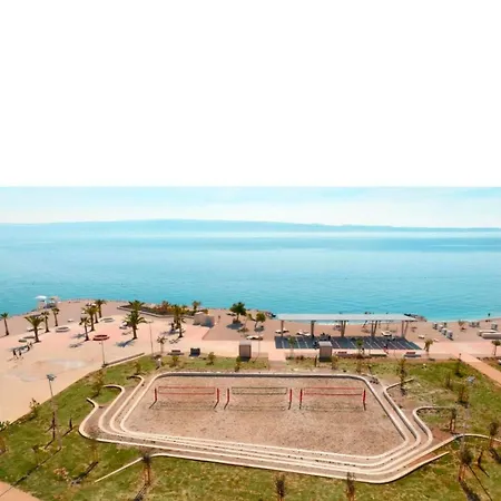 Adi *